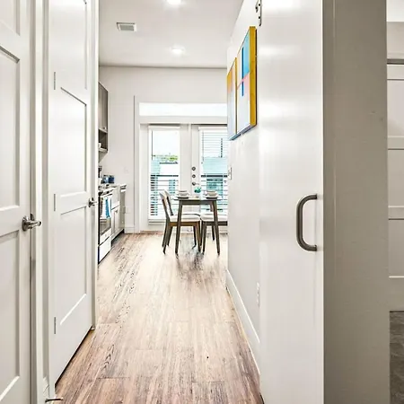Luxurious New Unit 1Bd1Ba Pool, Golf Sim Apartamento